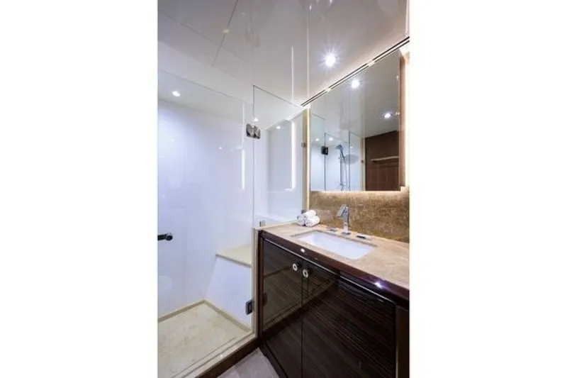 Slide: The Image of Ocean Alexander Motoryacht 100 2019 - 6203965