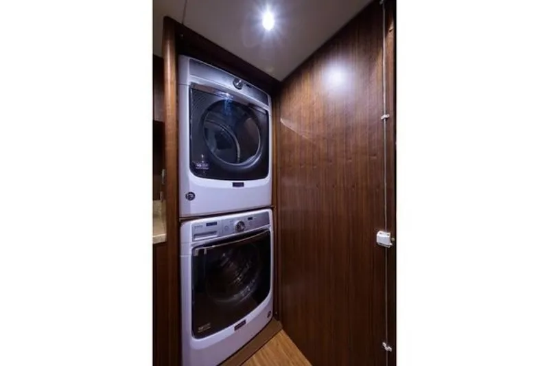 Slide: The Image of Ocean Alexander Motoryacht 100 2019 - 6203969