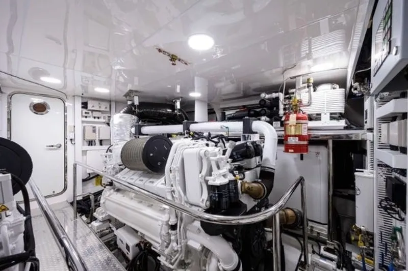 Slide: The Image of Ocean Alexander Motoryacht 100 2019 - 6203973