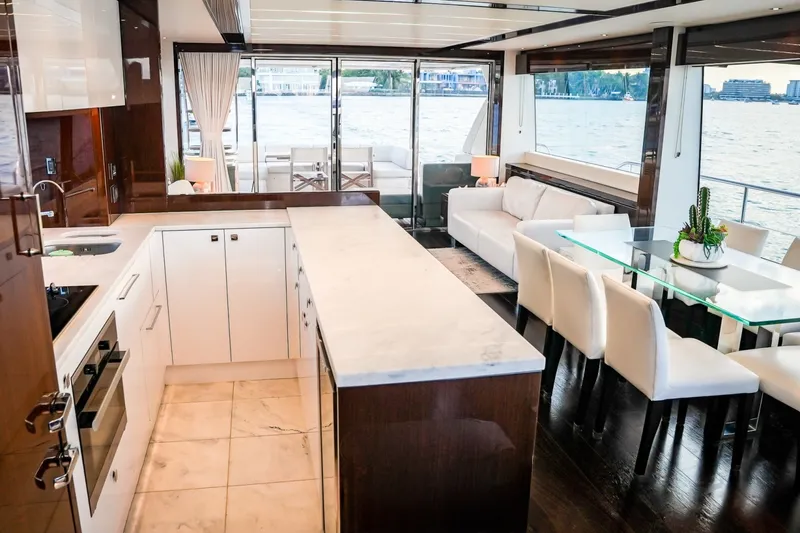 Slide: The Image of Sunseeker 76 YACHT 2019 - 6204103
