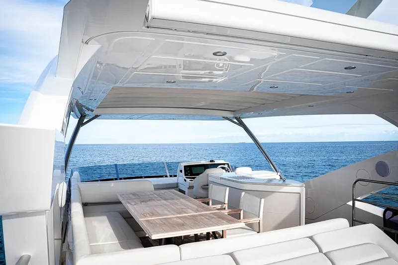 Slide: The Image of Sunseeker 76 YACHT 2019 - 6204076