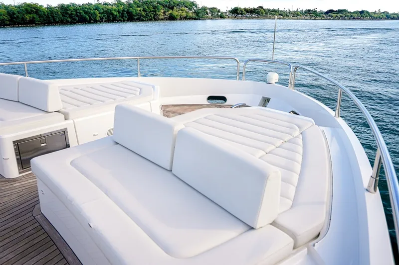 Slide: The Image of Sunseeker 76 YACHT 2019 - 6204067