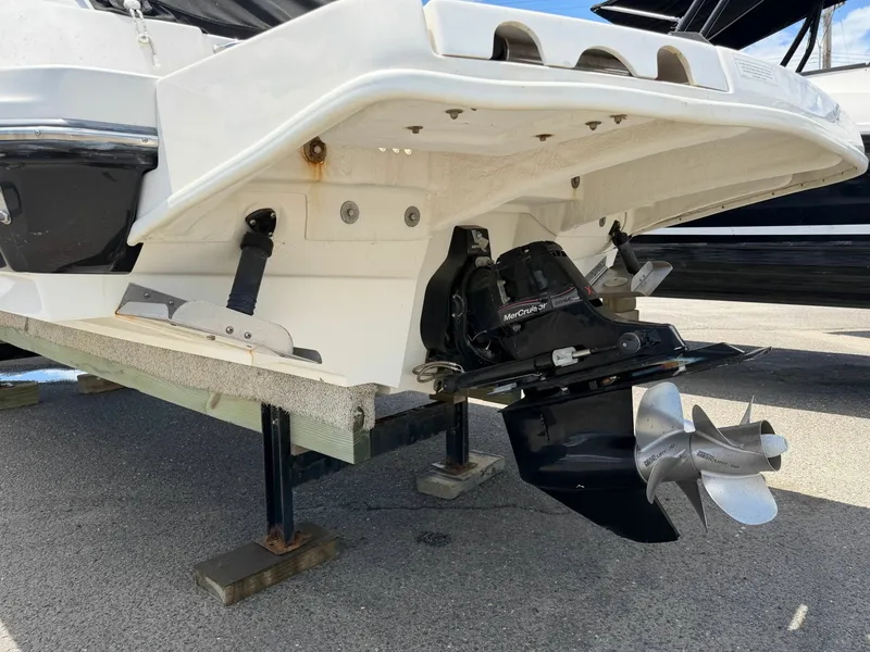 Slide: The Image of Sea Ray 300 Sundeck 2013 - 6204316