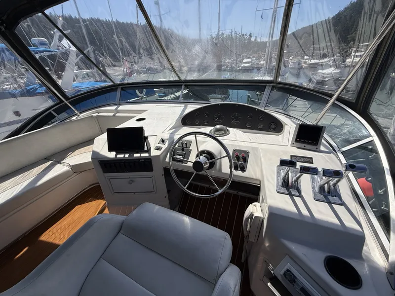 Slide: The Image of Bayliner 3788 1998 - 6216532