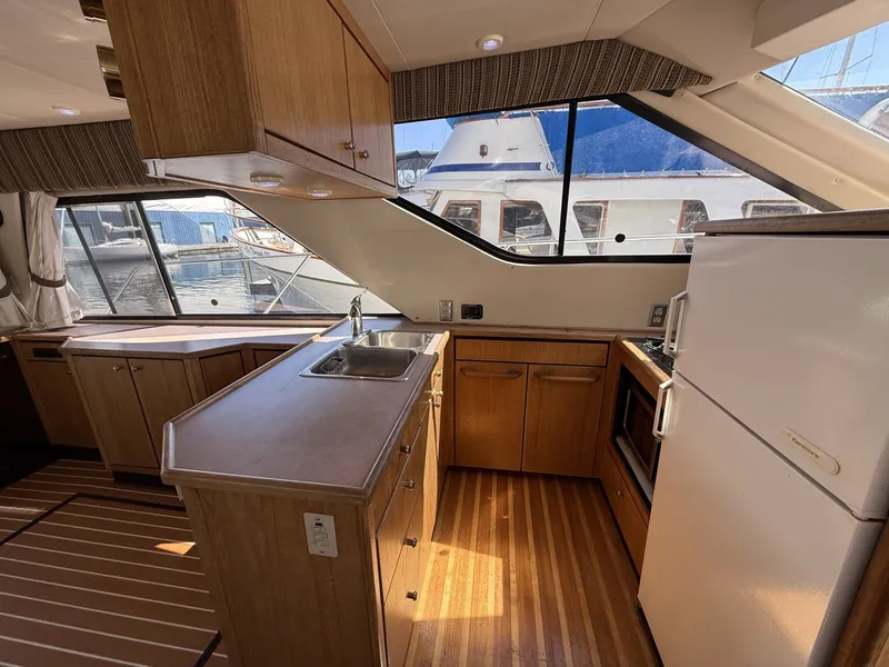 Slide: The Image of Bayliner 3788 1998 - 6216540