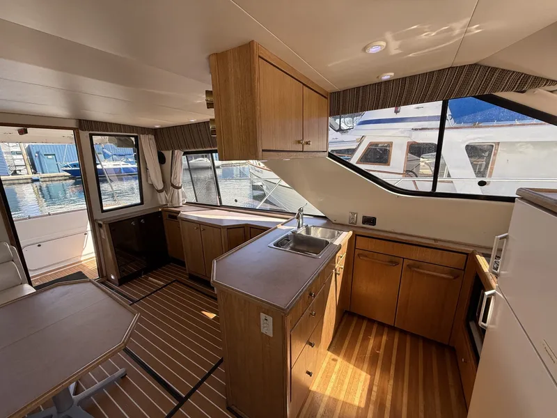 Slide: The Image of Bayliner 3788 1998 - 6216541