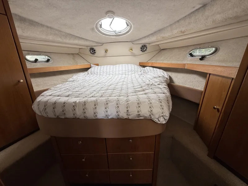 Slide: The Image of Bayliner 3788 1998 - 6216545