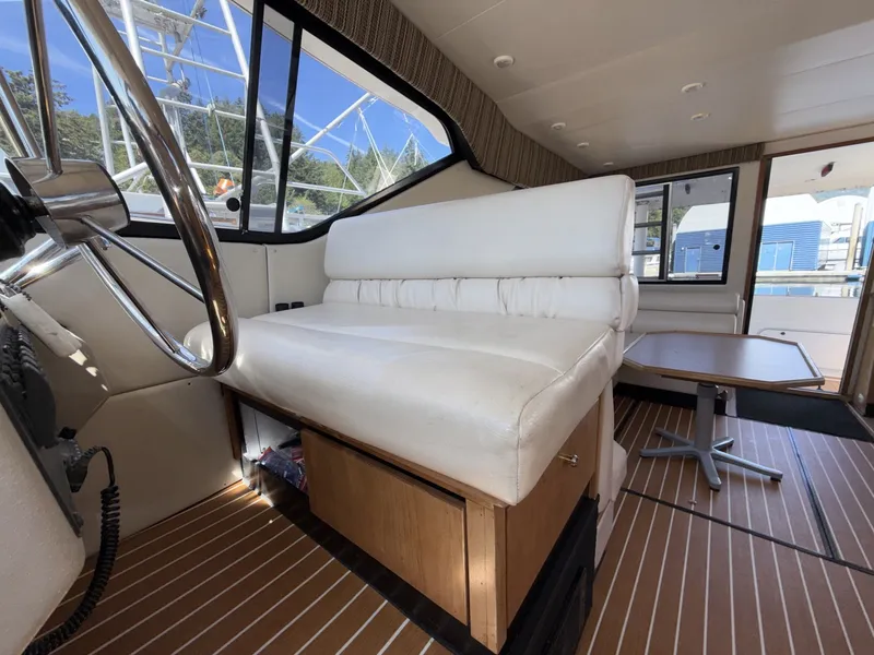 Slide: The Image of Bayliner 3788 1998 - 6216564