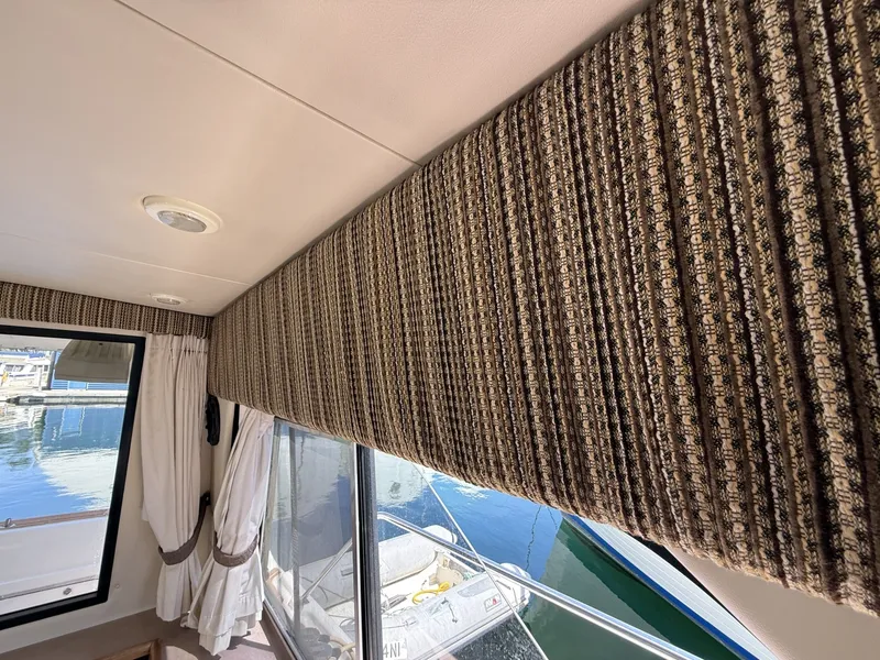 Slide: The Image of Bayliner 3788 1998 - 6216565
