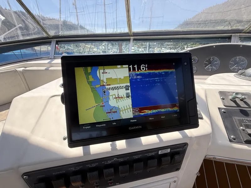 Slide: The Image of Bayliner 3788 1998 - 6216570