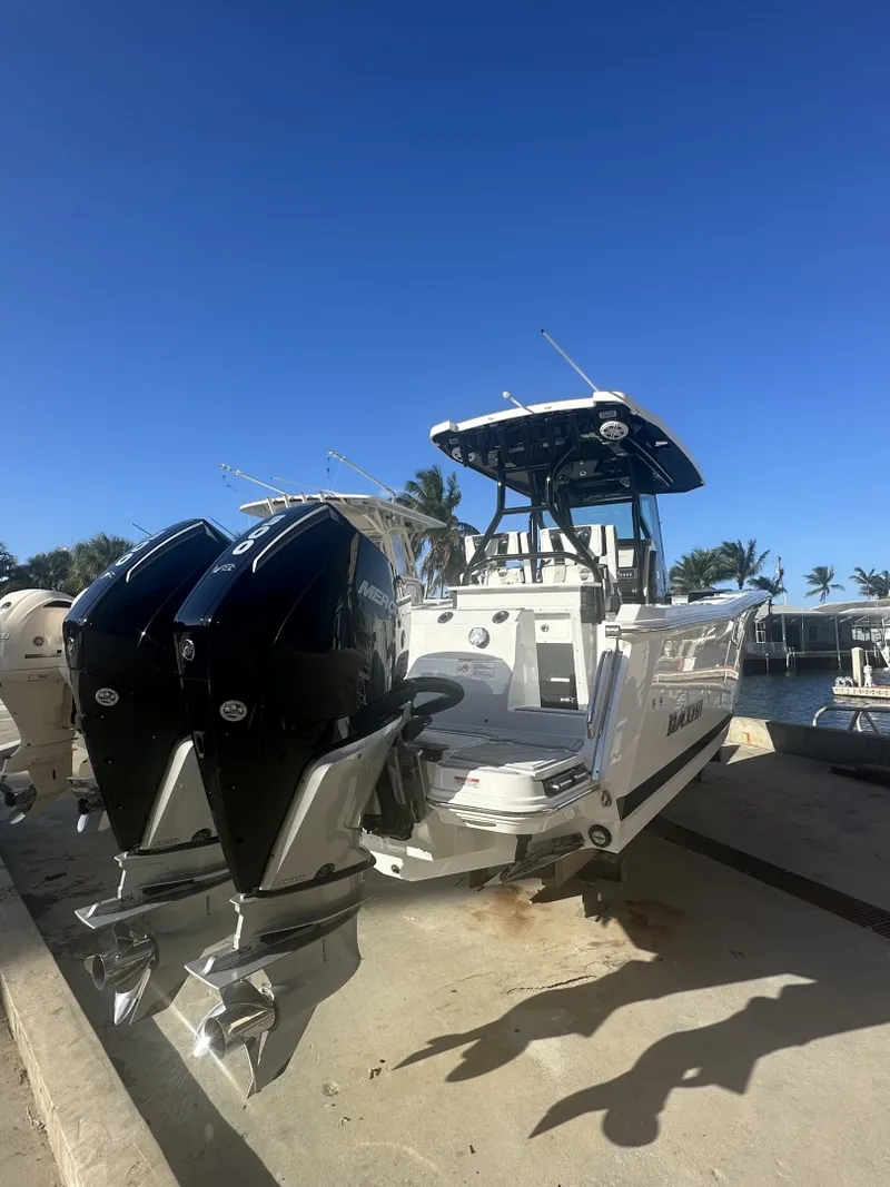 Slide: The Image of Blackfin 272 CC - Exterior Profile 2025 Blackfin 272 CC - 6223260