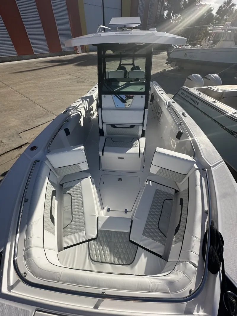 Slide: The Image of Blackfin 272 CC - Bow Seating 2025 Blackfin 272 CC - 6223280