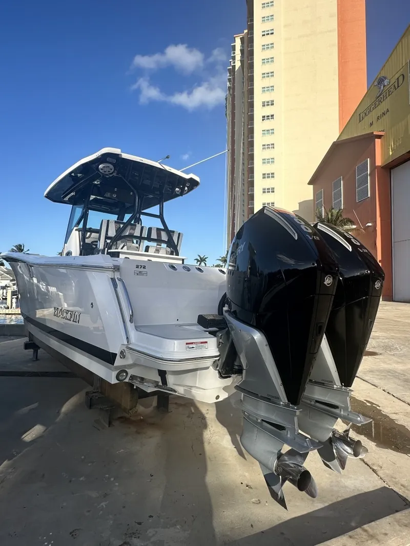 Slide: The Image of Blackfin 272 CC - Exterior Profile 2025 Blackfin 272 CC - 6223291