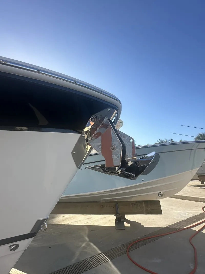 Slide: The Image of Blackfin 272 CC - Bow Anchor 2025 Blackfin 272 CC - 6223263