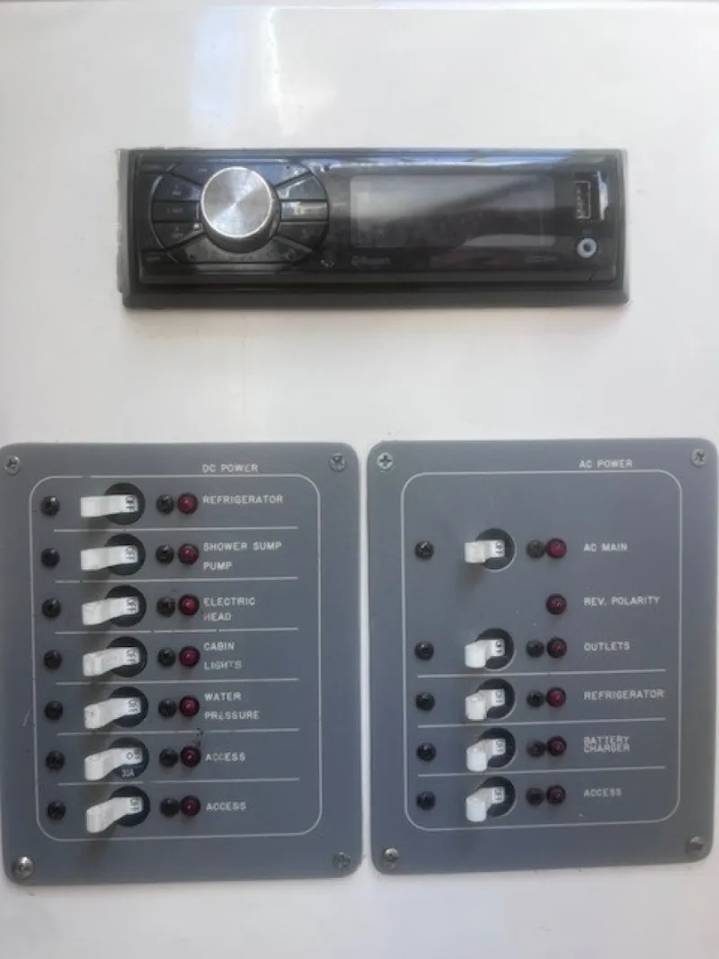 Slide: The Image of Breaker Switches - 6223303