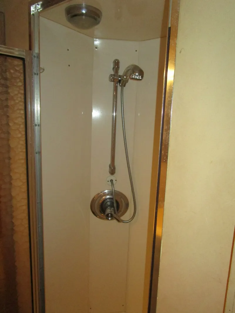 Slide: The Image of Master Shower - 6346505