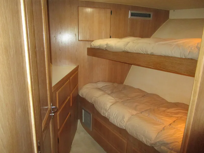 Slide: The Image of Forward Cabin To Starboard - 6332622