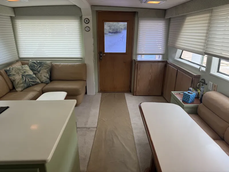 Slide: The Image of Salon Looking Aft - 6332601