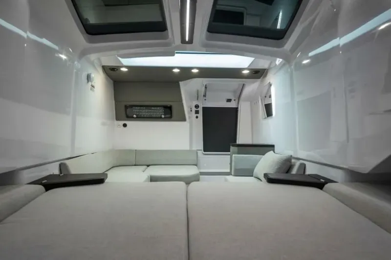 Slide: The Image of Axopar Brabus 37 Sun-Top 2024 - 6223332