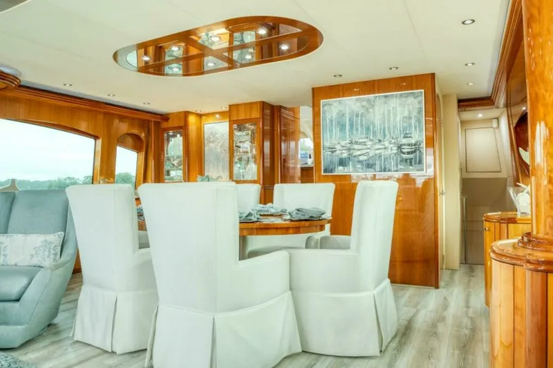 Slide: The Image of Hatteras 80 Enclosed Bridge 2007 - 7655693
