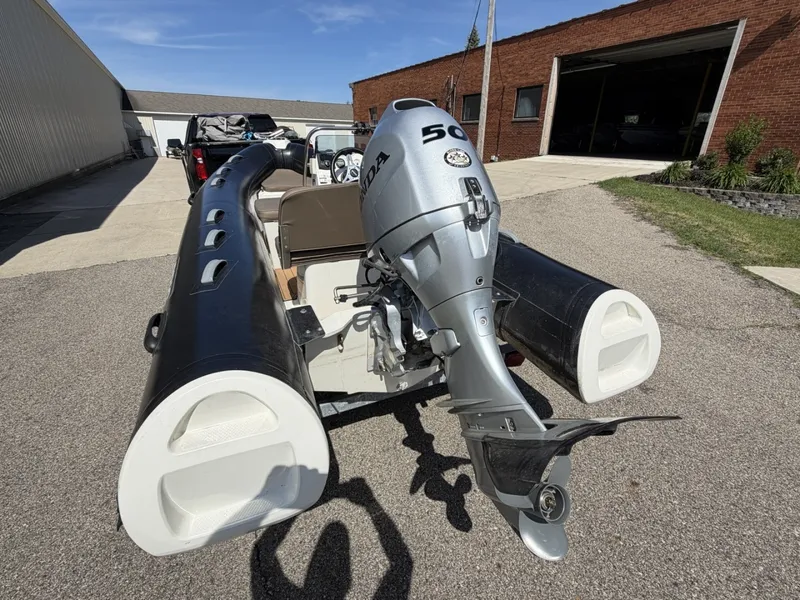 Slide: The Image of Brig F420 2022 - 6223804