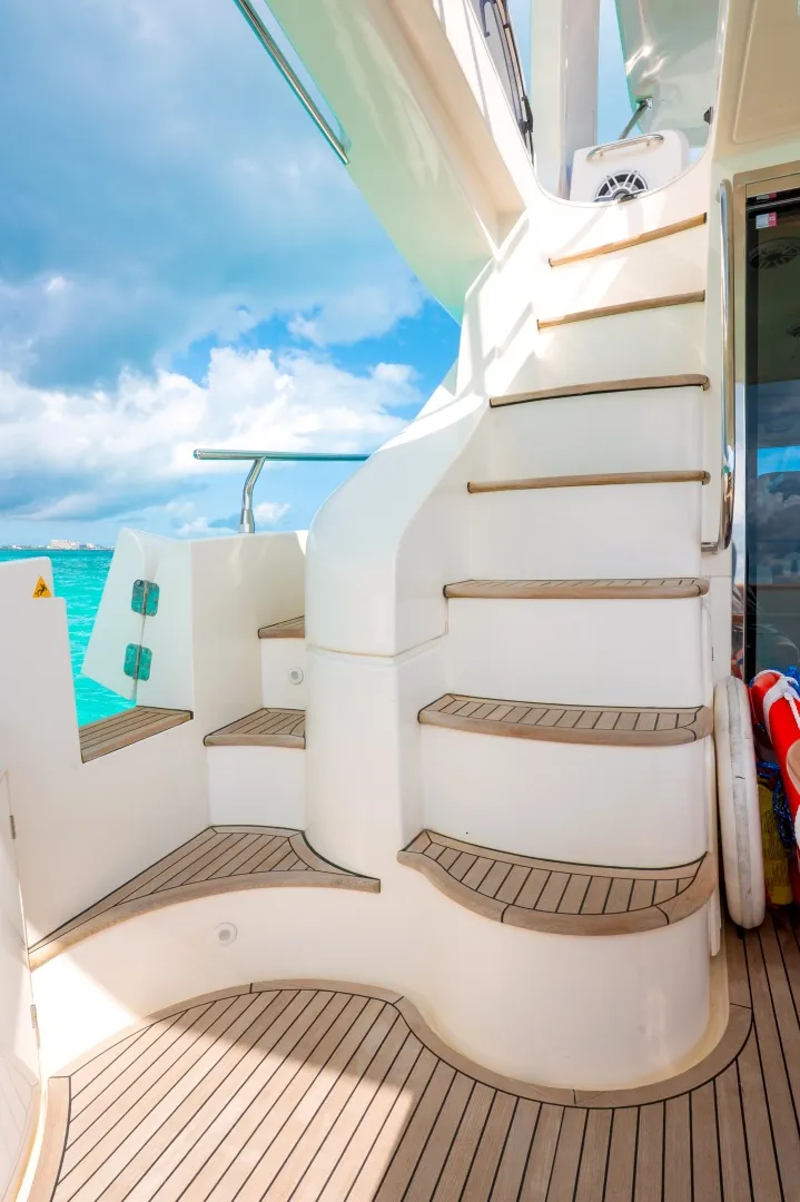 Slide: The Image of Azimut 58 Fly 2011 - 6225262