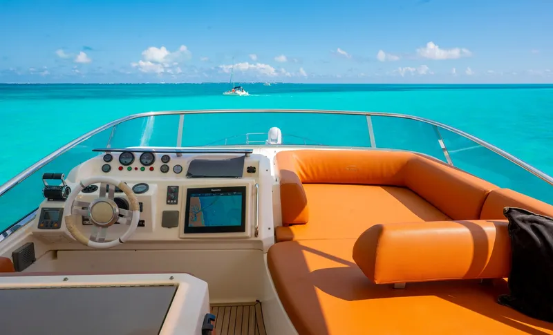 Slide: The Image of Azimut 58 Fly 2011 - 6225265