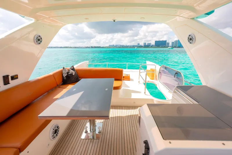 Slide: The Image of Azimut 58 Fly 2011 - 6225266