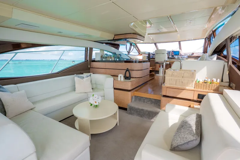 Slide: The Image of Azimut 58 Fly 2011 - 6225256