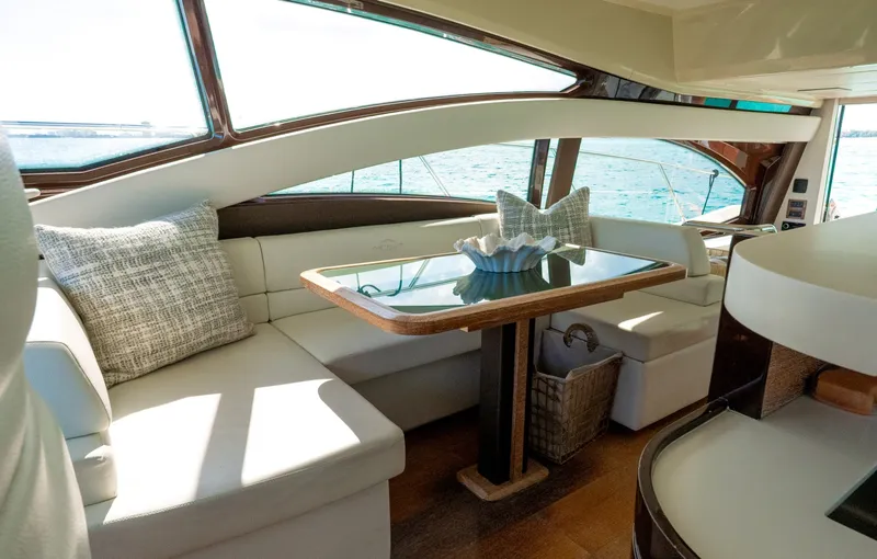 Slide: The Image of Azimut 58 Fly 2011 - 6225251