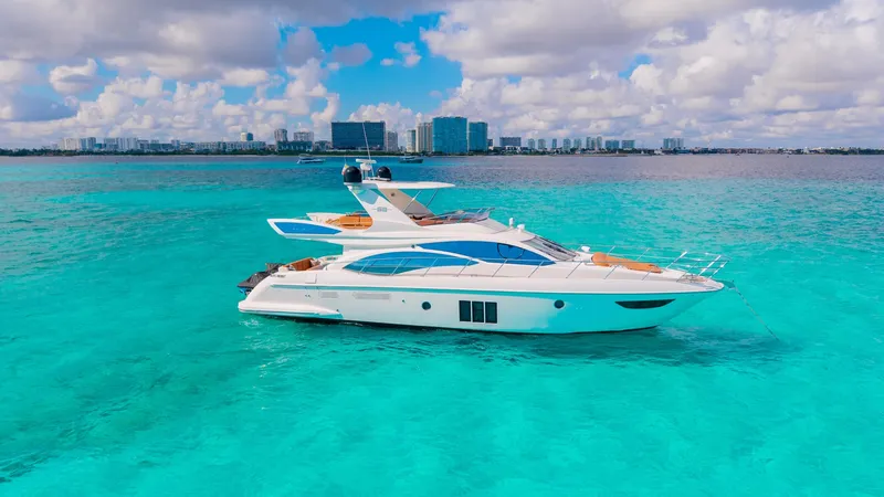 Slide: The Image of Azimut 58 Fly 2011 - 6225230