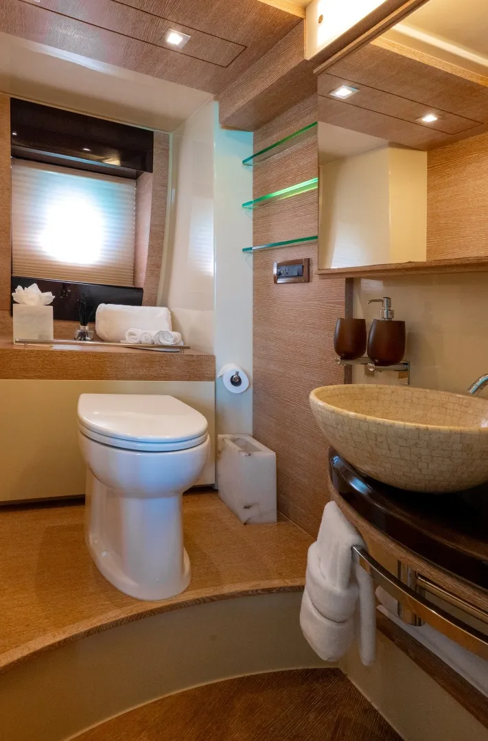 Slide: The Image of Azimut 58 Fly 2011 - 6225238