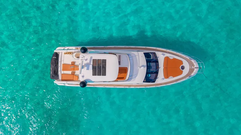 Slide: The Image of Azimut 58 Fly 2011 - 6225231