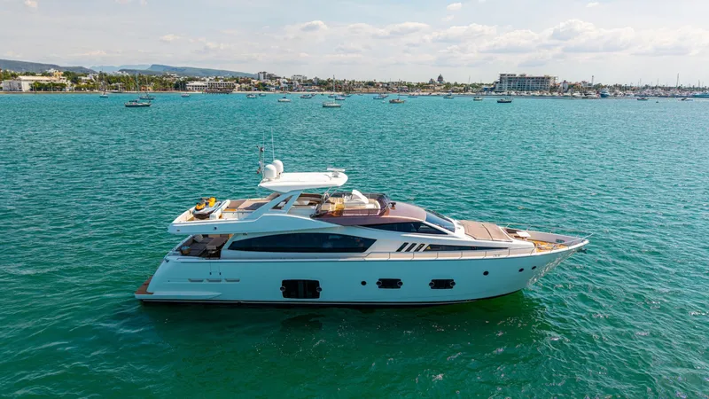 Slide: The Image of Ferretti F800 2013 - 6225320