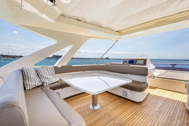 Slide: The Image of Ferretti F800 2013 - 6225370