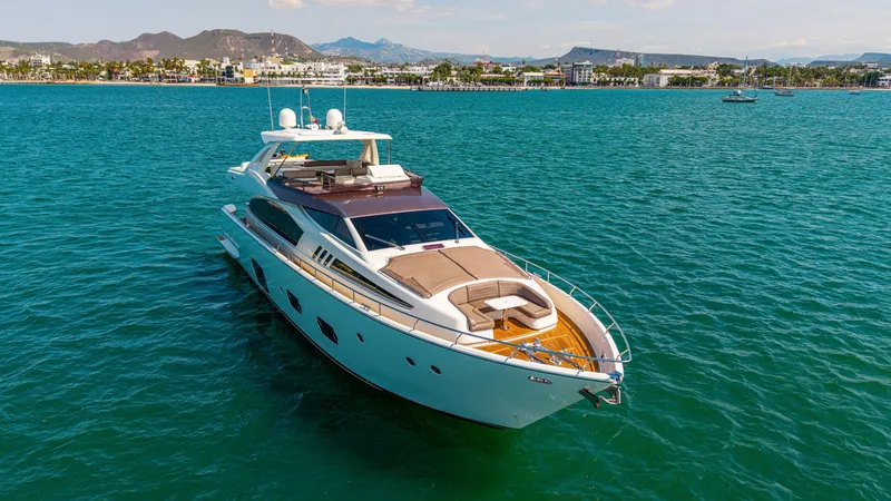 Slide: The Image of Ferretti F800 2013 - 6225322