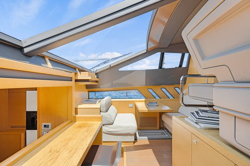 Slide: The Image of Ferretti F800 2013 - 6225384