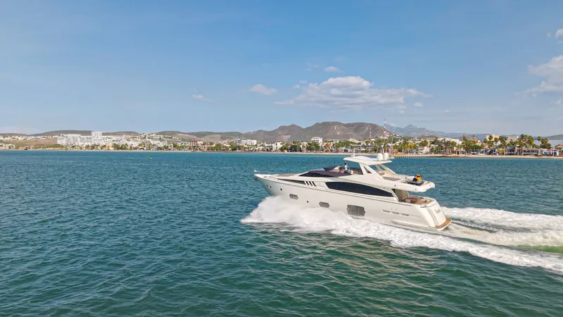 Slide: The Image of Ferretti F800 2013 - 6225331