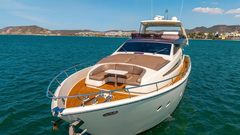Slide: The Image of Ferretti F800 2013 - 6225348