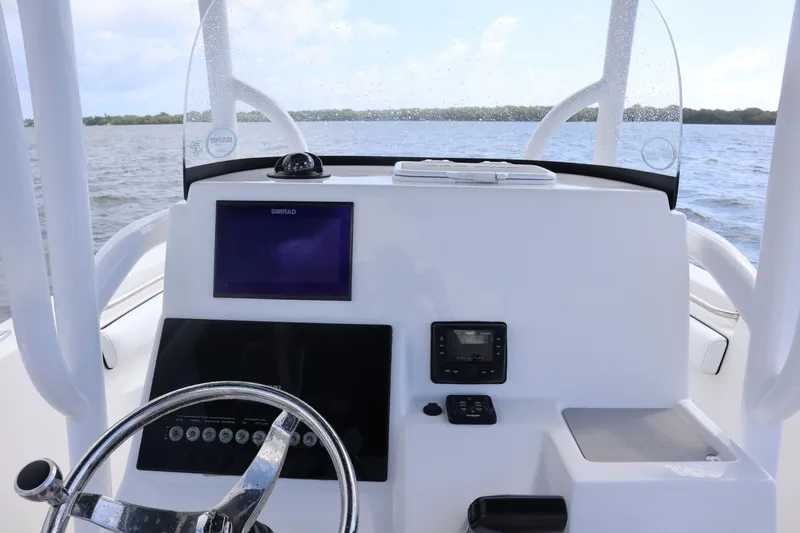 Slide: The Image of Sea Pro 219 2021 - 6253176
