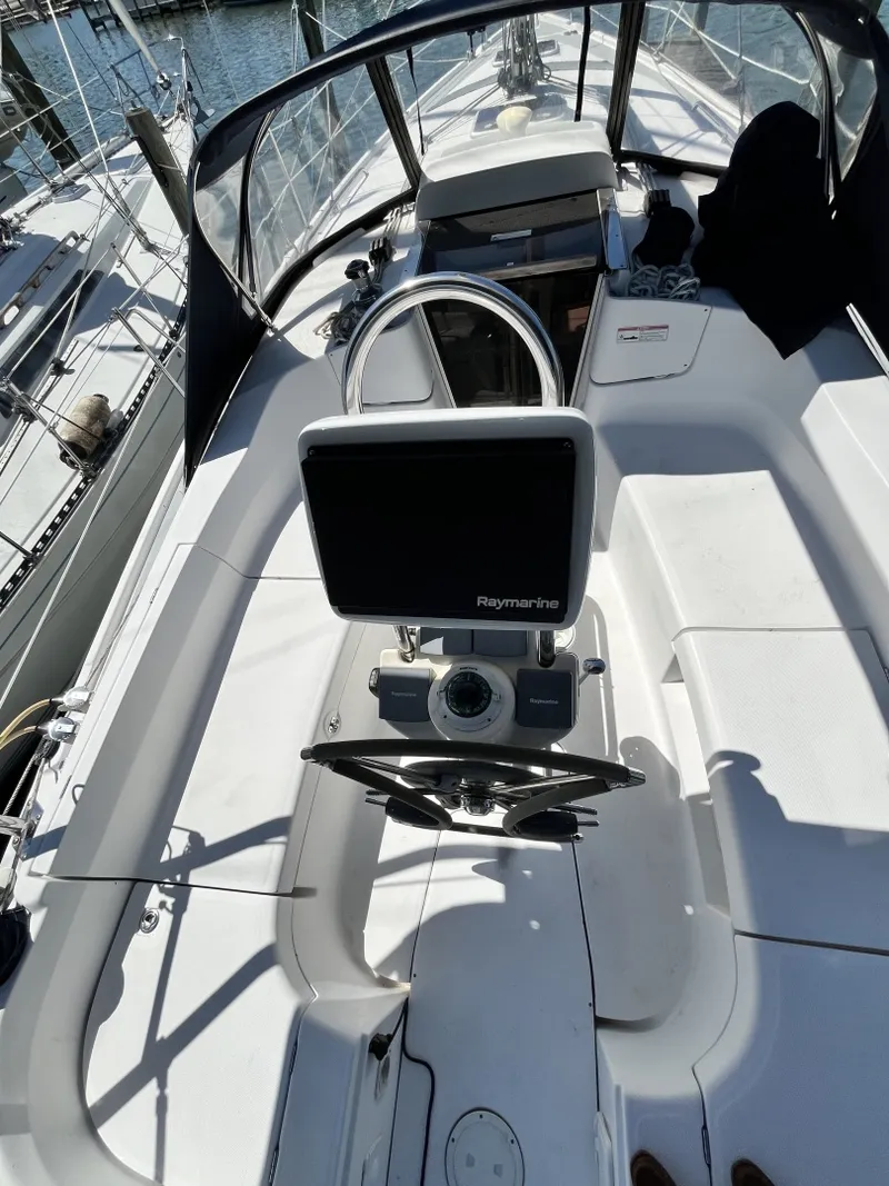 Slide: The Image of Hunter 36 2006 - 6225719