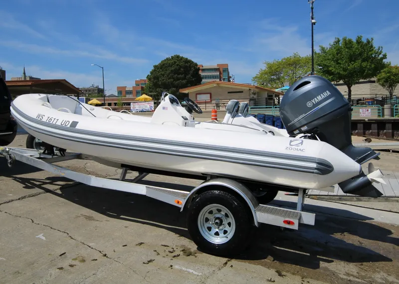 Slide: The Image of Zodiac Yachtline 490 2023 - 6225782