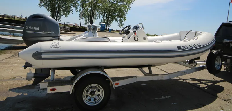 Slide: The Image of Zodiac Yachtline 490 2023 - 6225786