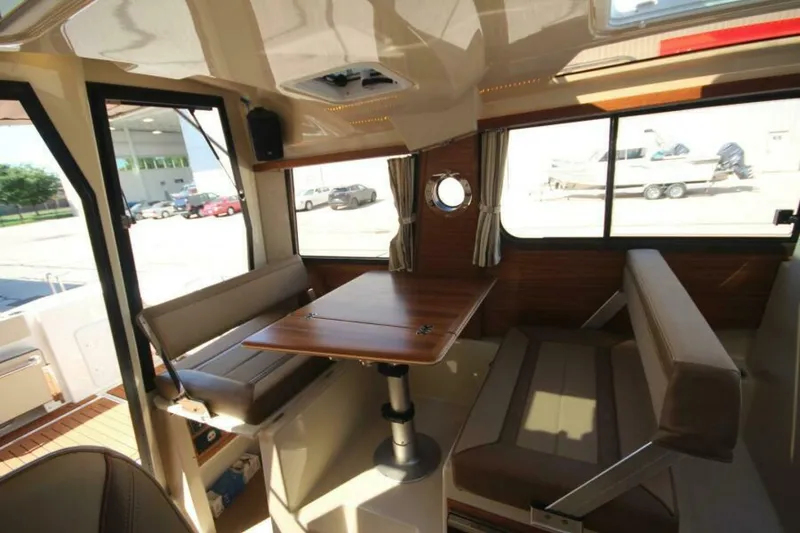 Slide: The Image of Ranger Tug R-25 Luxury Edition 2027 - 7383078