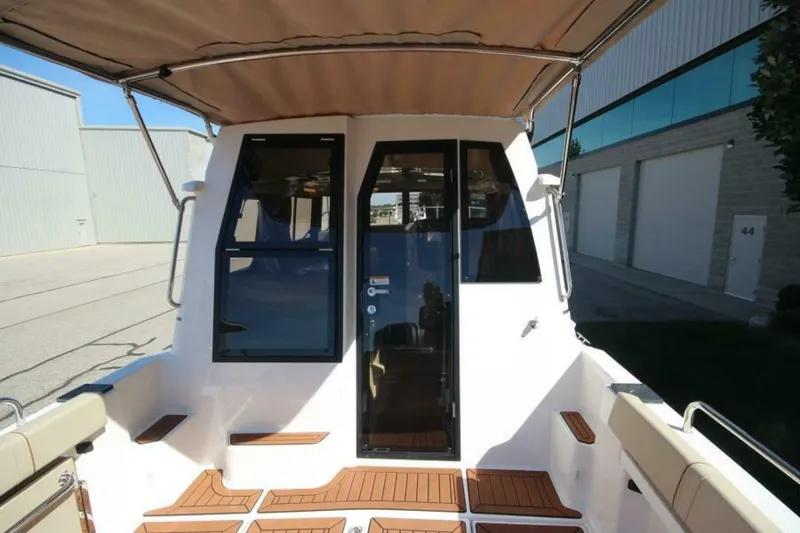 Slide: The Image of Ranger Tug R-25 Luxury Edition 2027 - 7383075