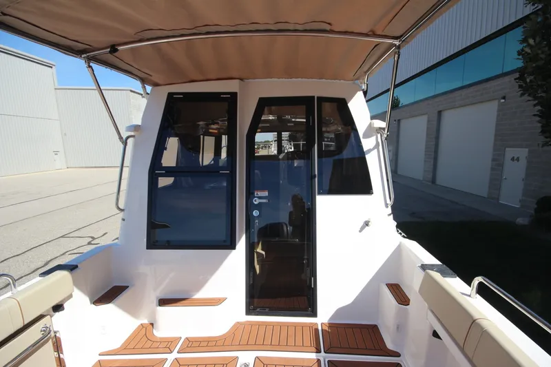 Slide: The Image of Ranger Tug R-25 Luxury Edition 2027 - 6232077