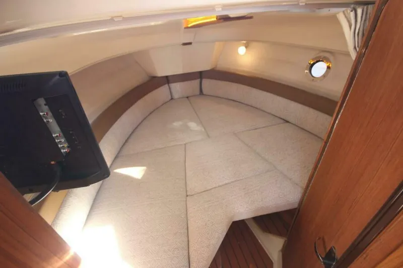Slide: The Image of Ranger Tug R-25 Luxury Edition 2027 - 7383089