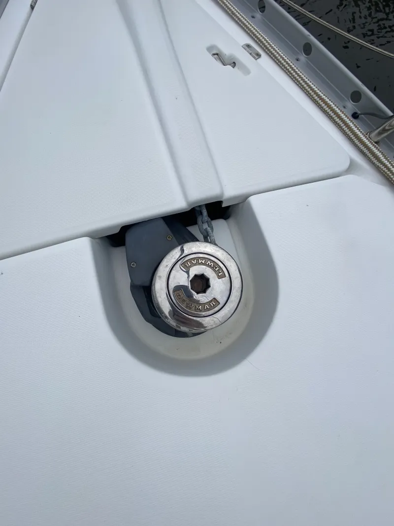 Slide: The Image of Beneteau 373 2004 - 6347995