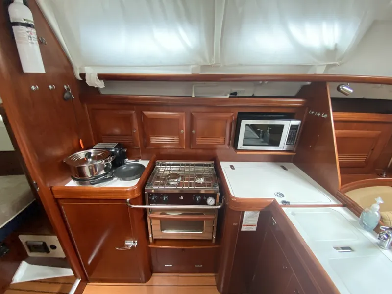 Slide: The Image of Beneteau 373 2004 - 6348099