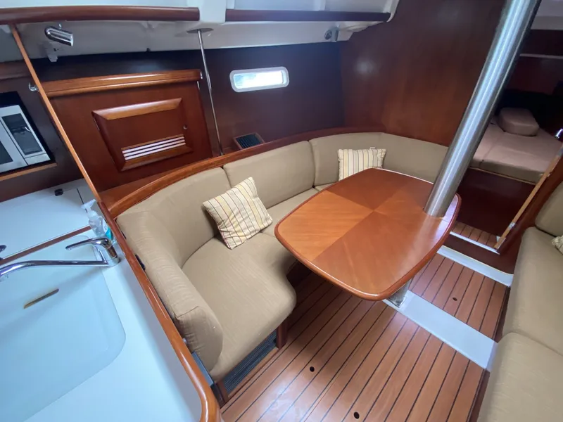 Slide: The Image of Beneteau 373 2004 - 6348103